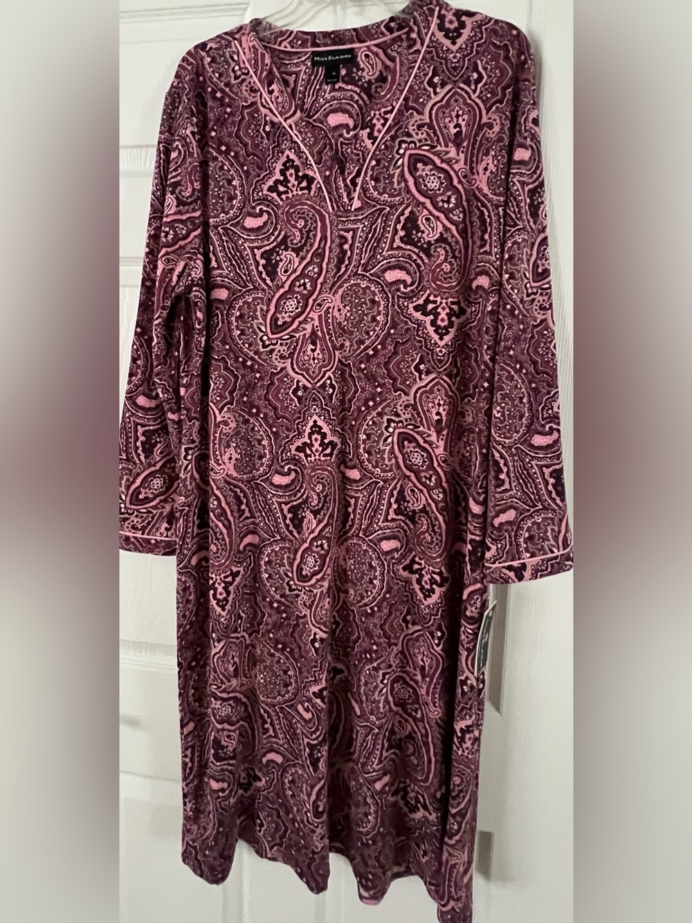 NWT Miss Elaine Nightgown
